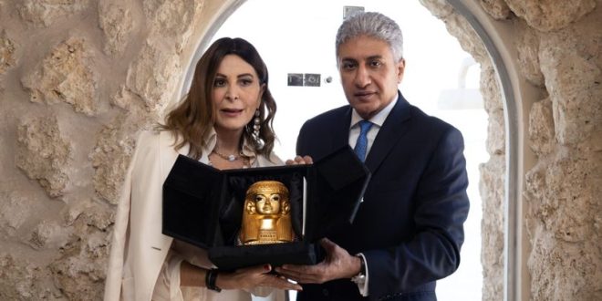 وزير السياحة ووزيرة السياحة الايطالية
