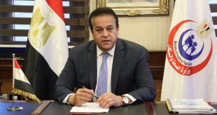 الدكتور خالد عبدالغفار وزير الصحة