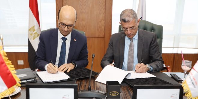 وكالة الفضاء المصرية تعقد بروتوكول مع جامعة أسيوط